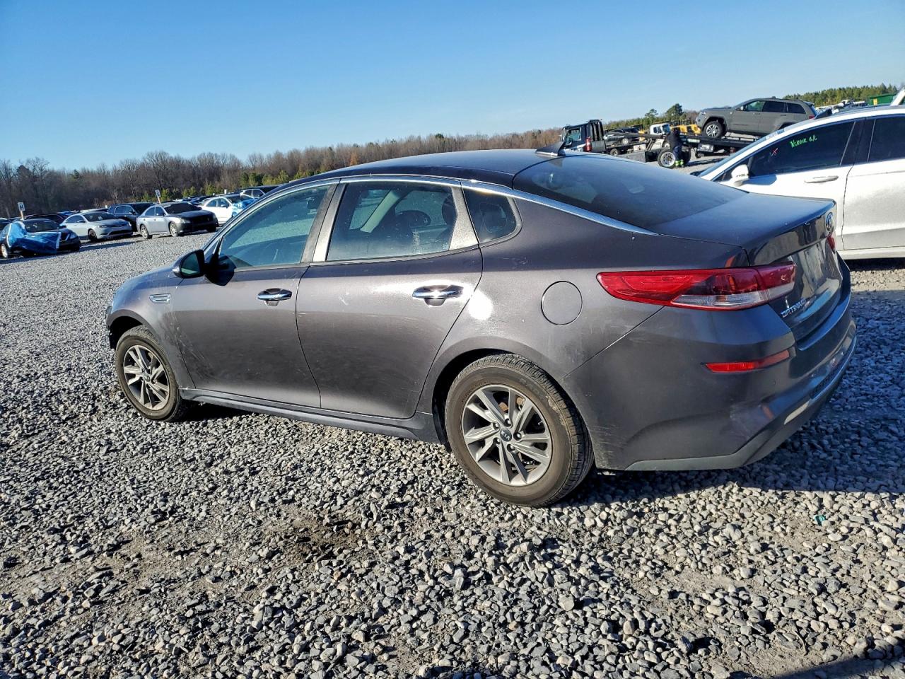 Kia Optima Lx Image 2