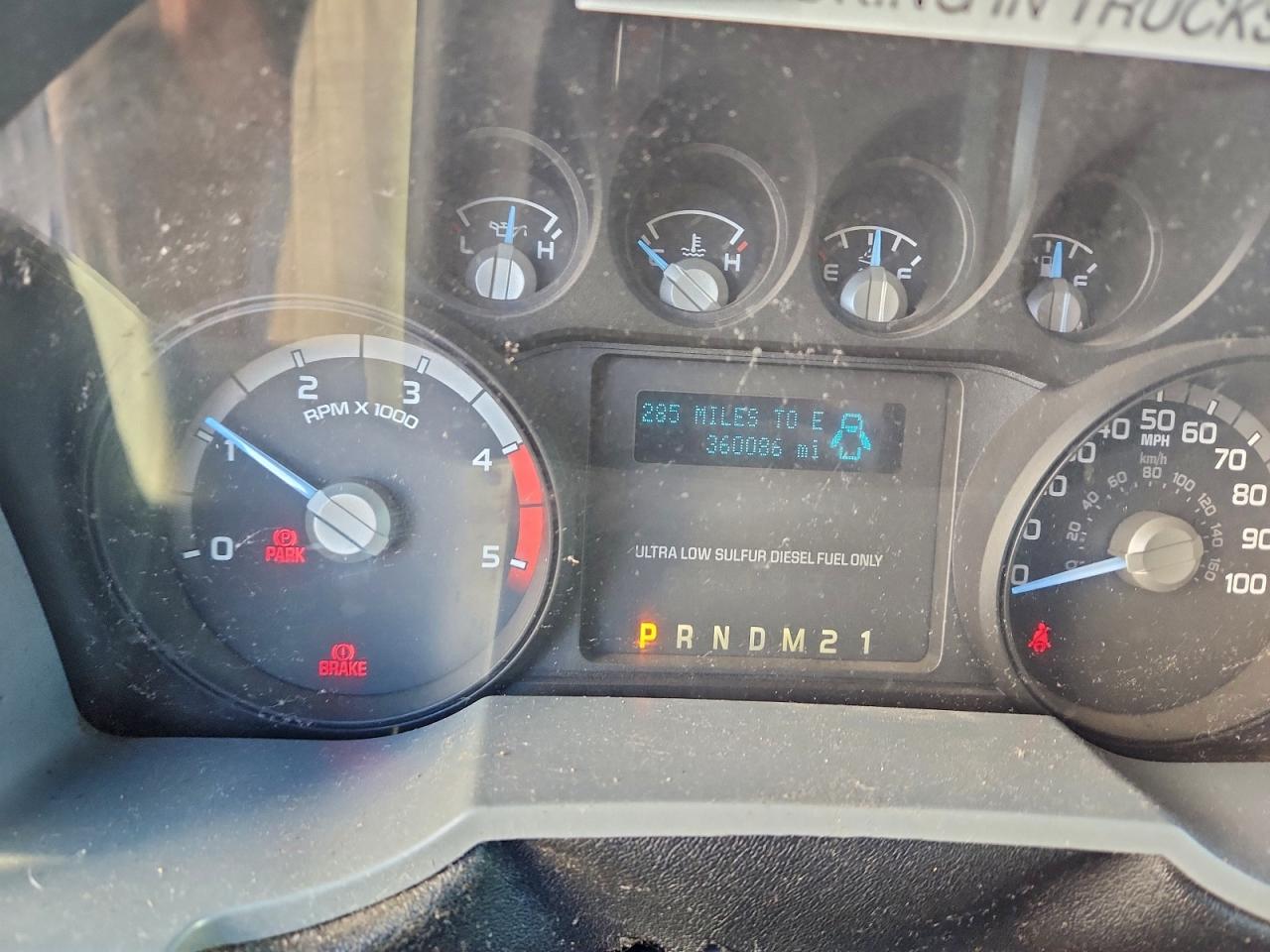 Ford F-650 Super Duty Image 7