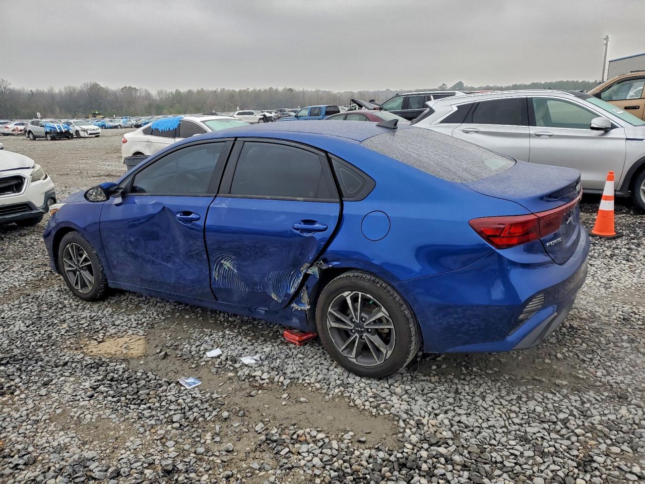 Kia Forte Fe Image 12