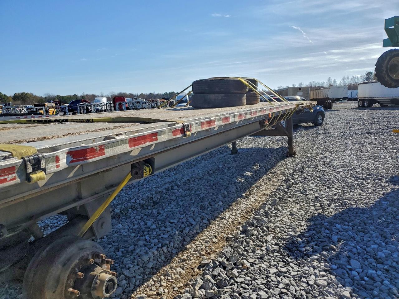 Rave Trailer Image 10