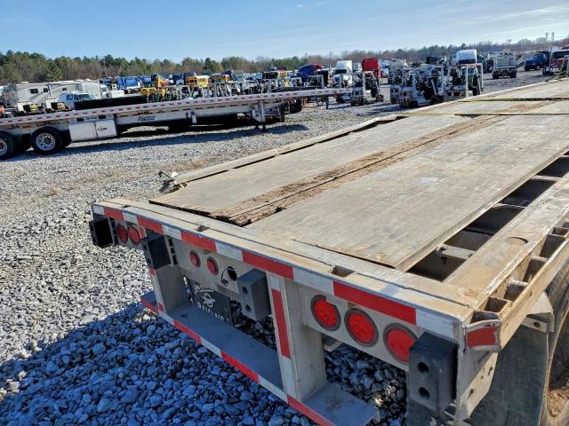 Rave Trailer Image 6