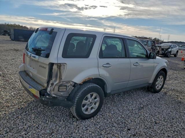 Mazda Tribute I Image 6