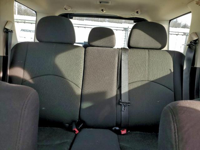 Mazda Tribute I Image 10