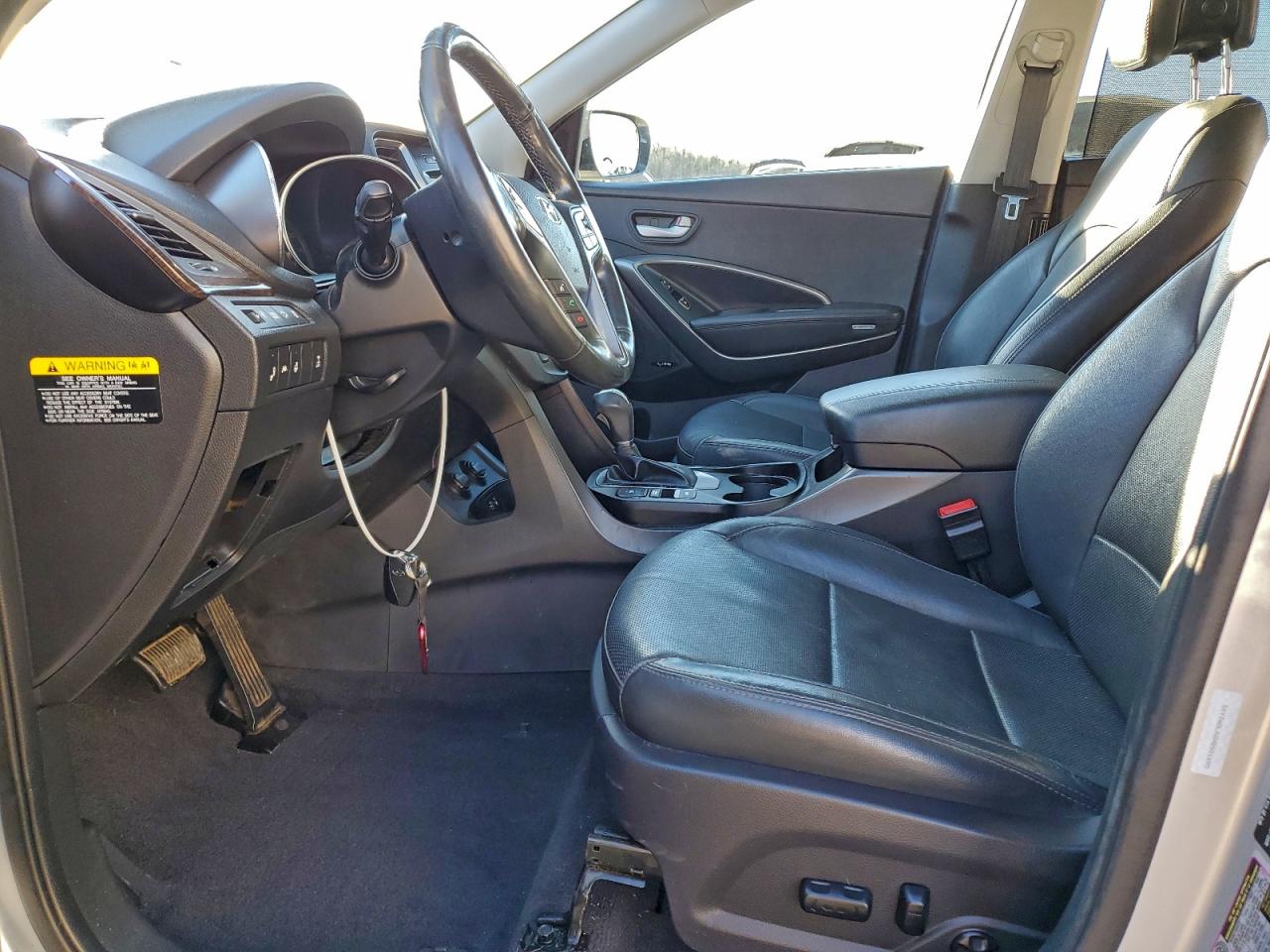 Hyundai SANTA FE Image 6