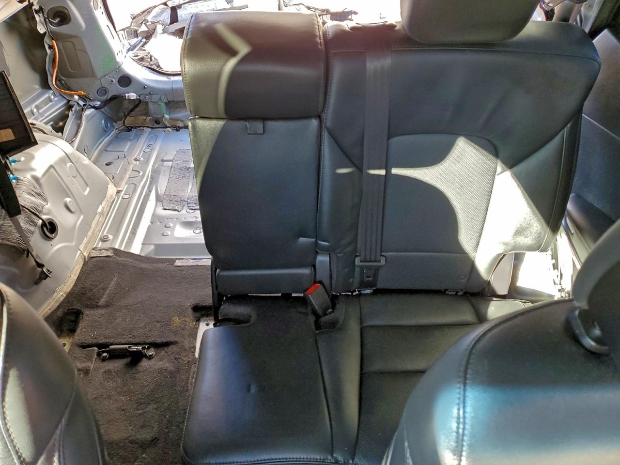 Hyundai SANTA FE Image 7