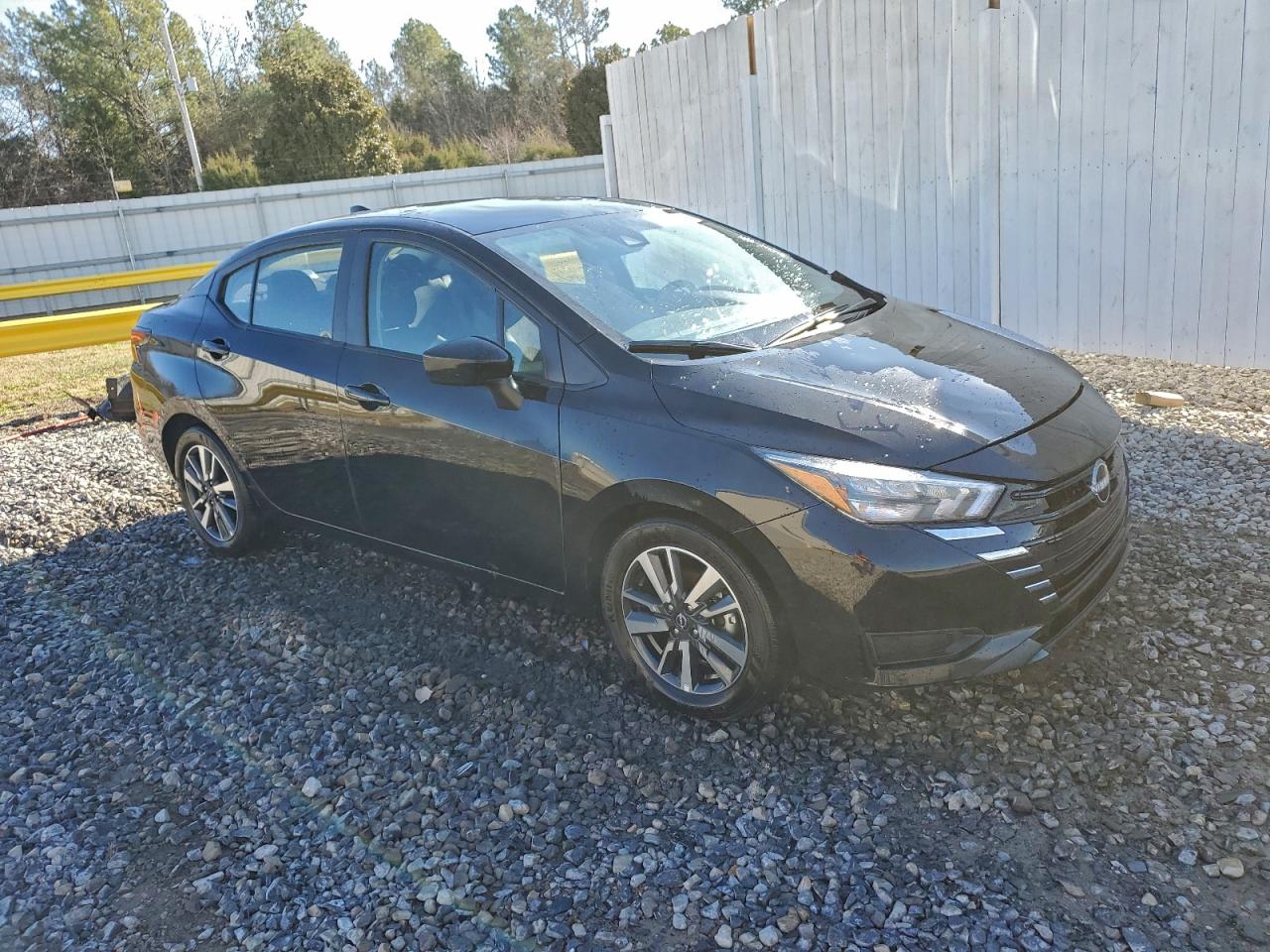 Nissan Versa Sv Image 9