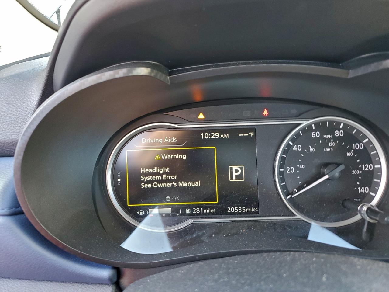 Nissan Versa Sv Image 5