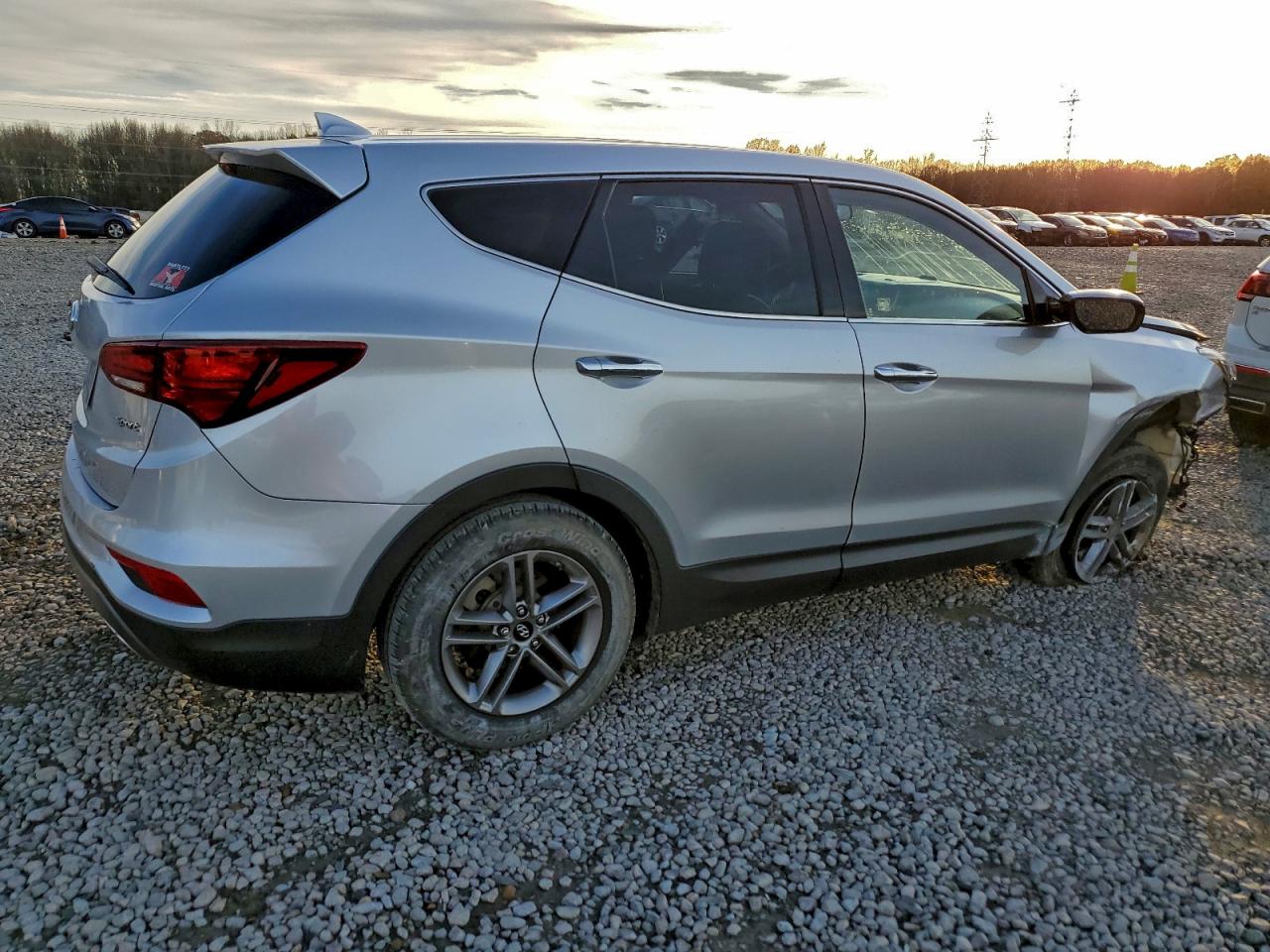 Hyundai SANTA FE Image 13