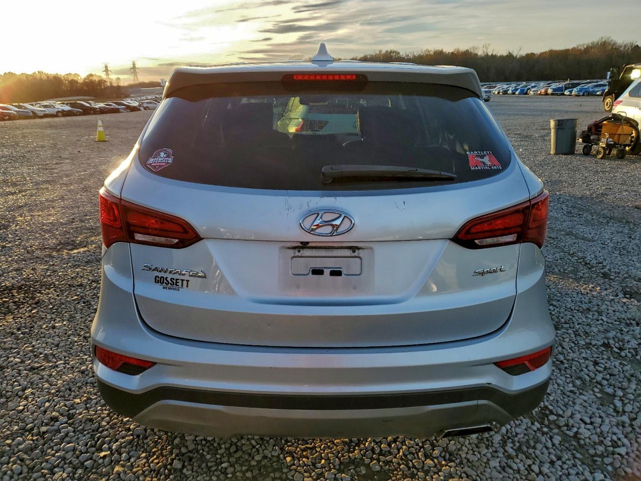 Hyundai SANTA FE Image 9