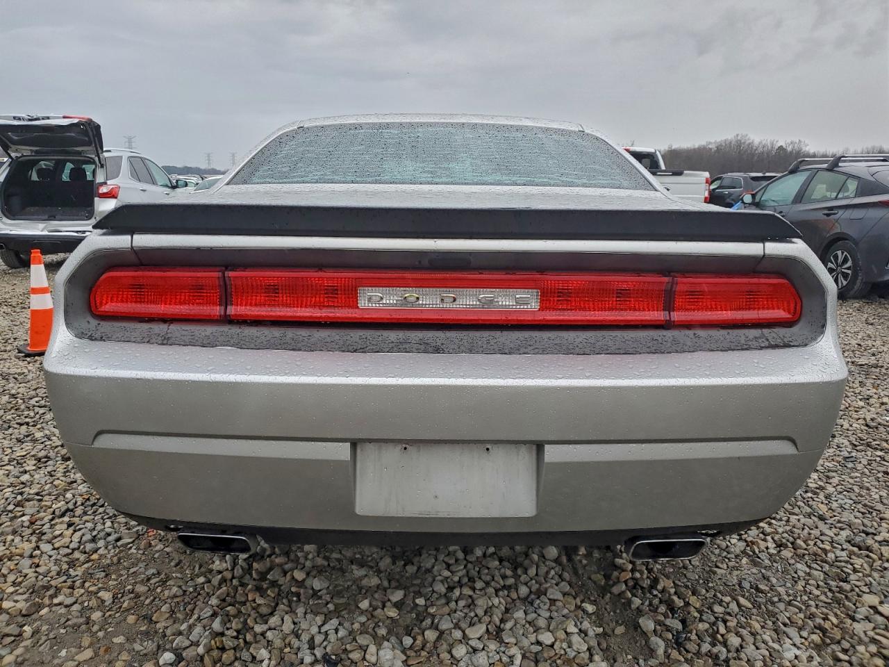 Dodge Challenger Sxt Image 2