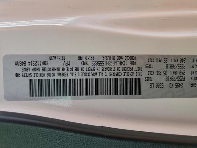 Jeep Wrangler Sahara Image 7