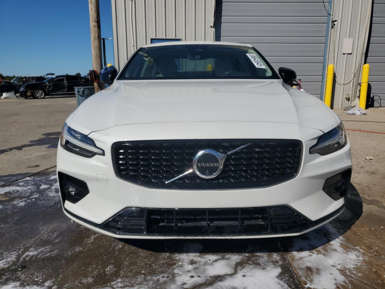 Volvo S60 Plus Plus Image 11