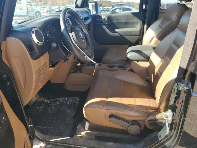 Jeep Wrangler Sahara Image 5