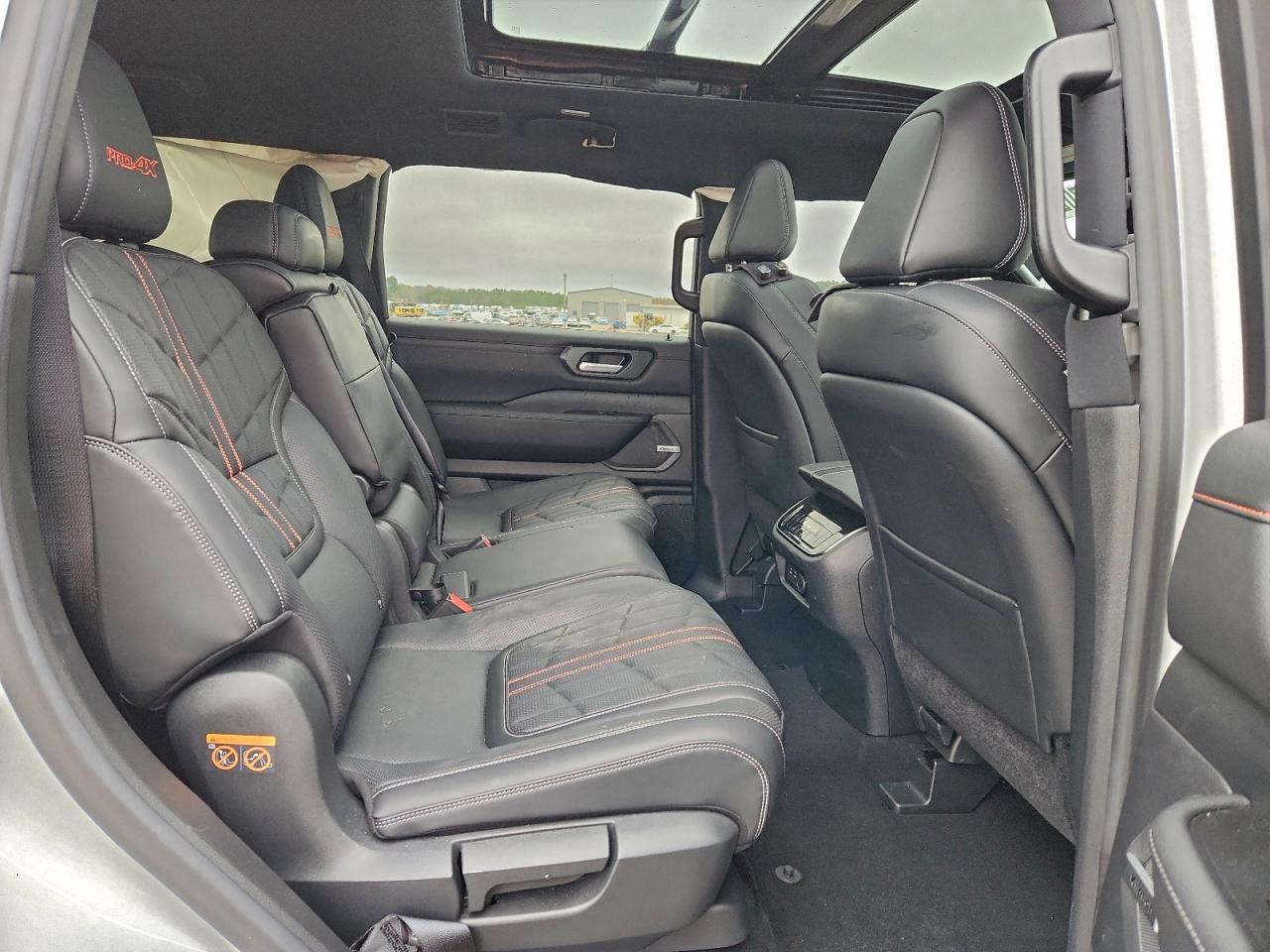 Nissan Armada Pro Pro-4x Image 9