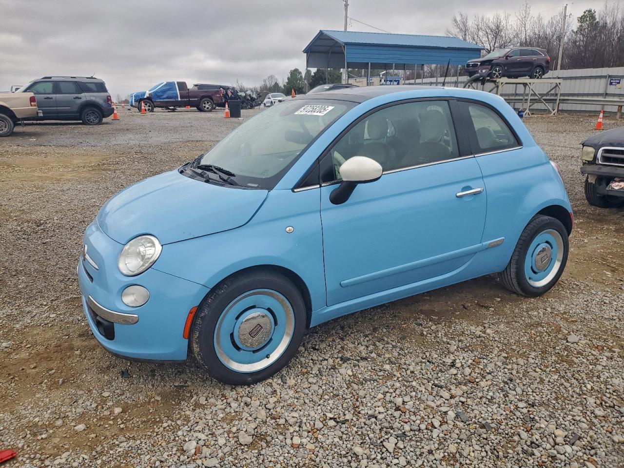 FIAT 500 Lounge Image 1