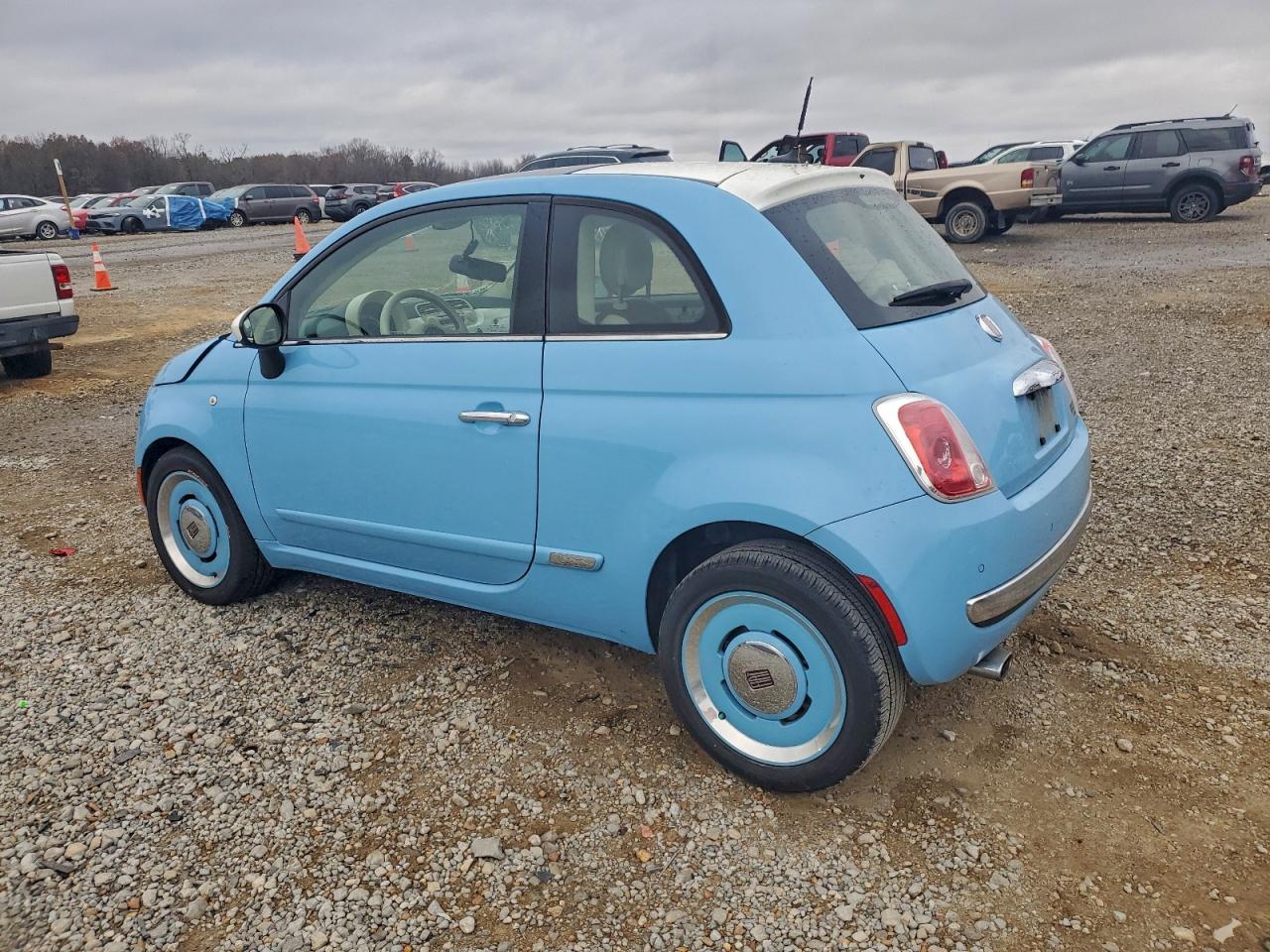 FIAT 500 Lounge Image 4
