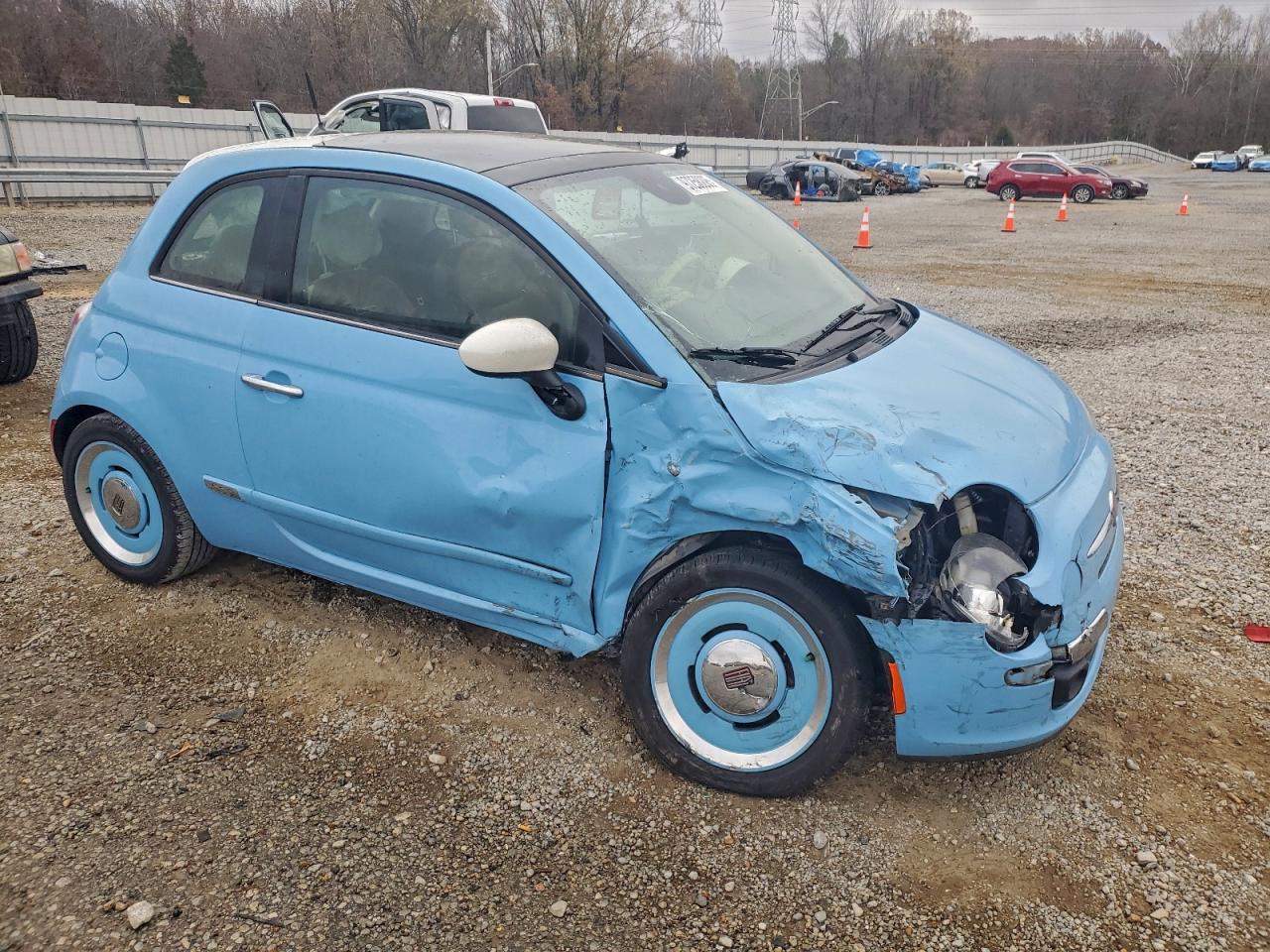 FIAT 500 Lounge Image 3