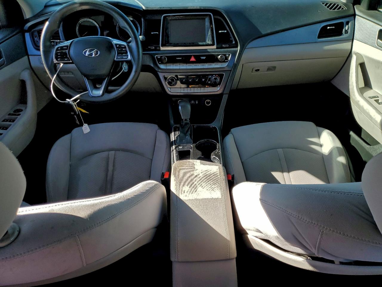 Hyundai SONATA Se Image 6