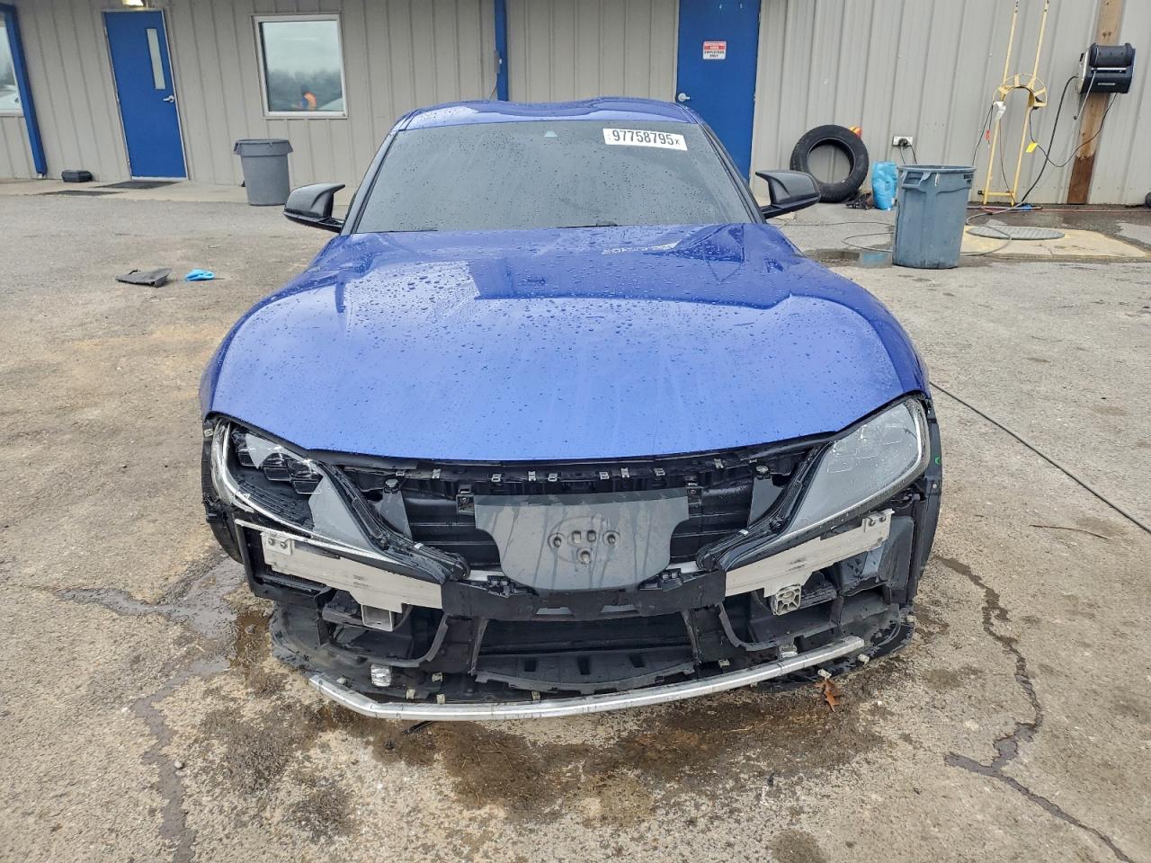 Toyota Supra Base Image 12