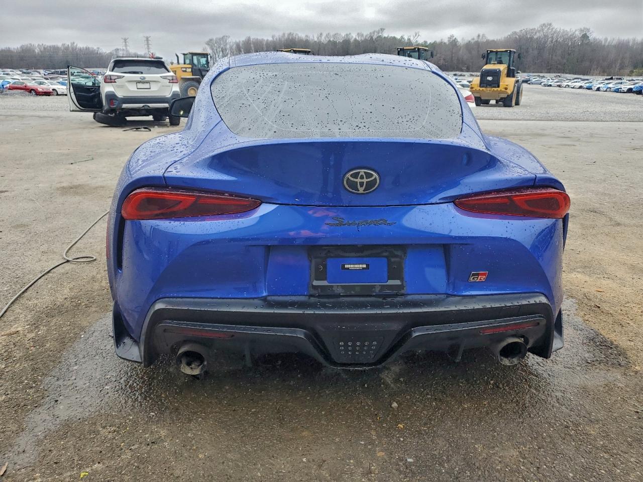 Toyota Supra Base Image 8