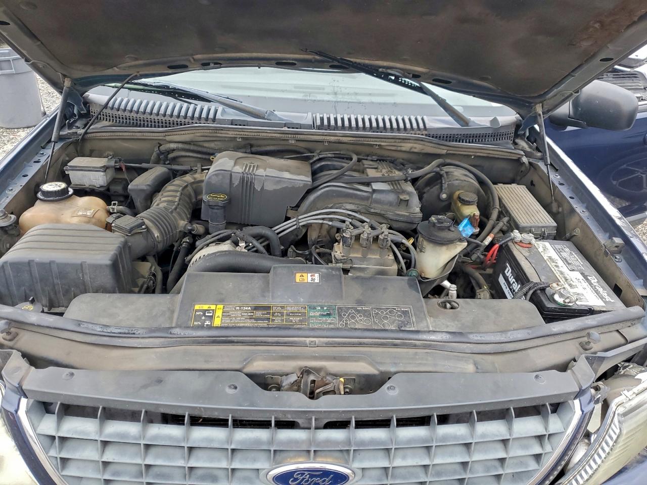 Ford Explorer Xlt Image 10