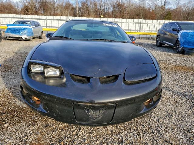 Pontiac Firebird Image 10