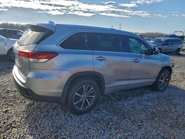 Toyota Highlander Se Image 6