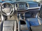 Toyota Highlander Se Image 11