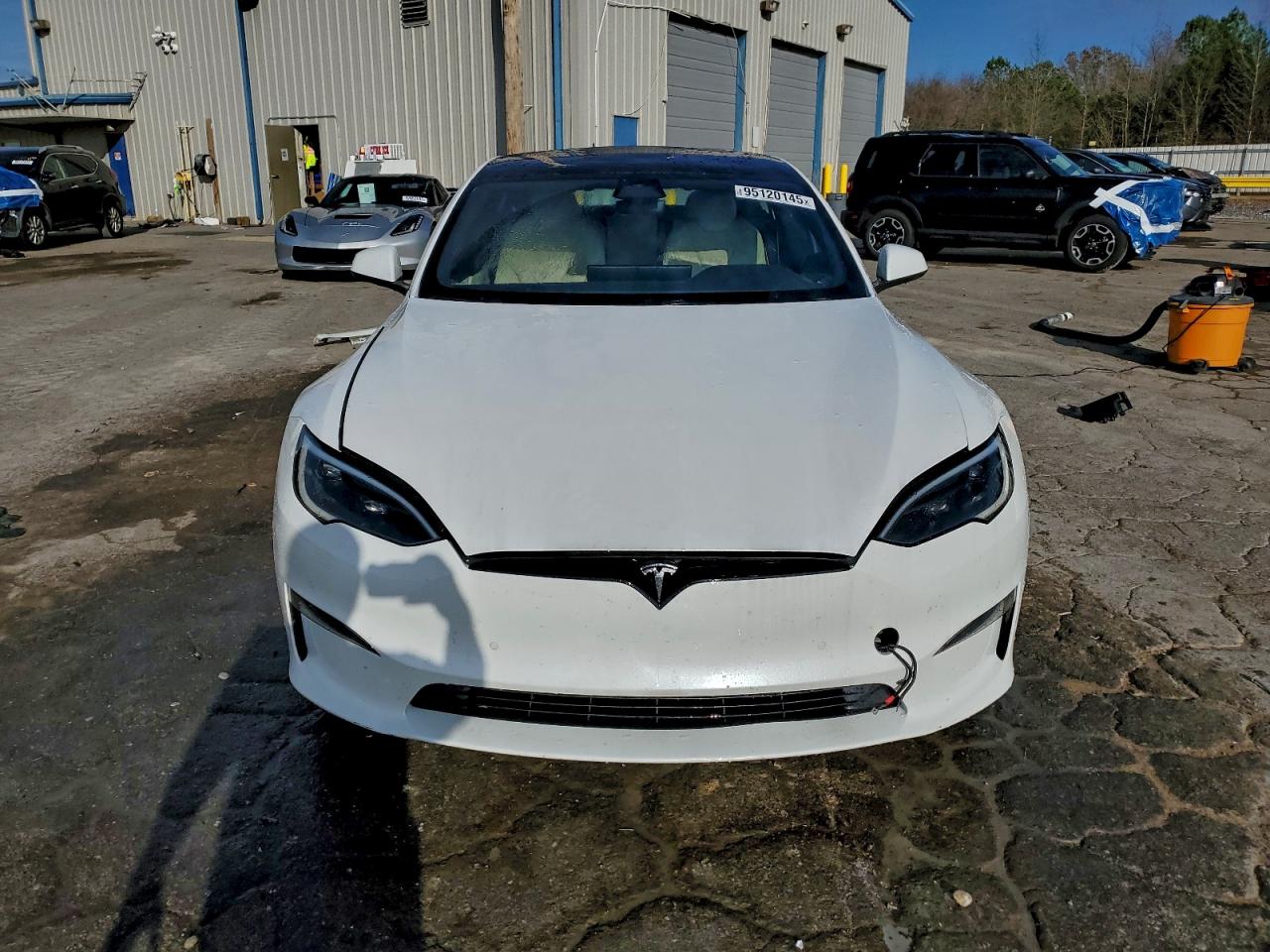 Tesla Model S Image 4