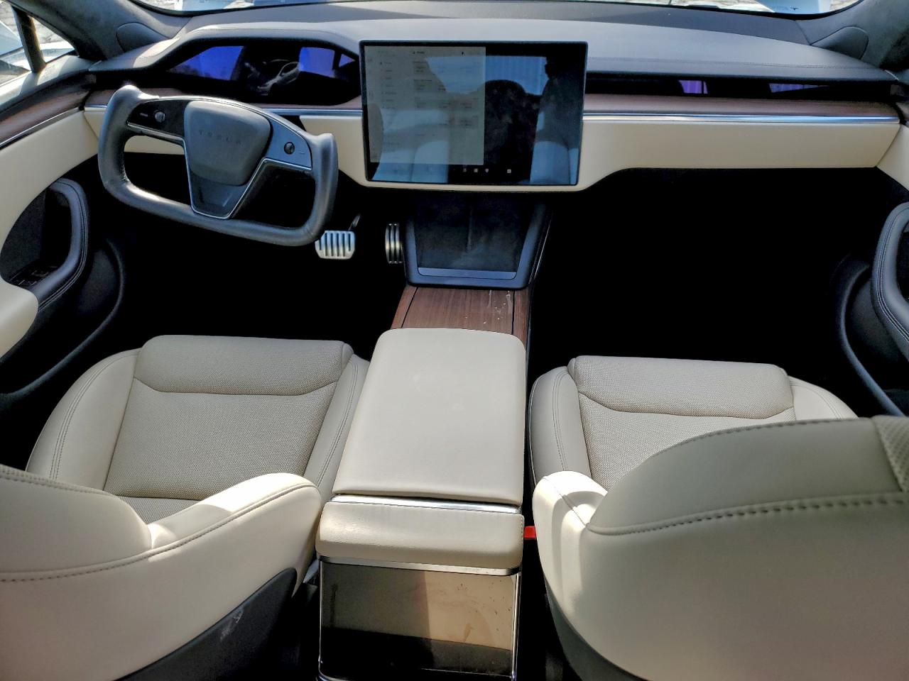 Tesla Model S Image 12