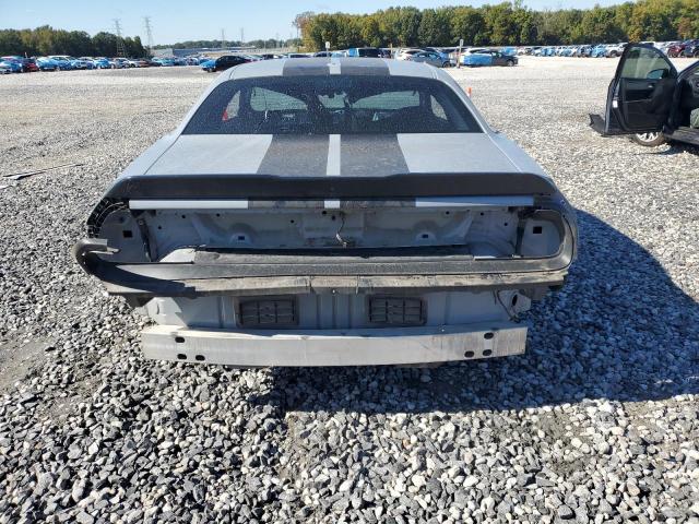 Dodge Challenger R/t Scat Pack Image 3