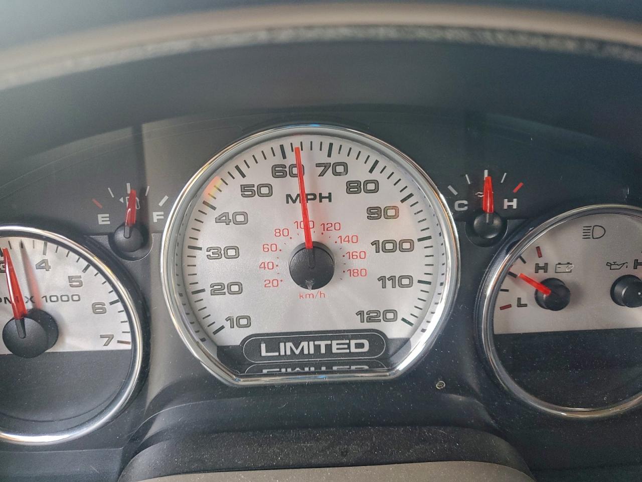 Ford F-150 Supercrew Image 9