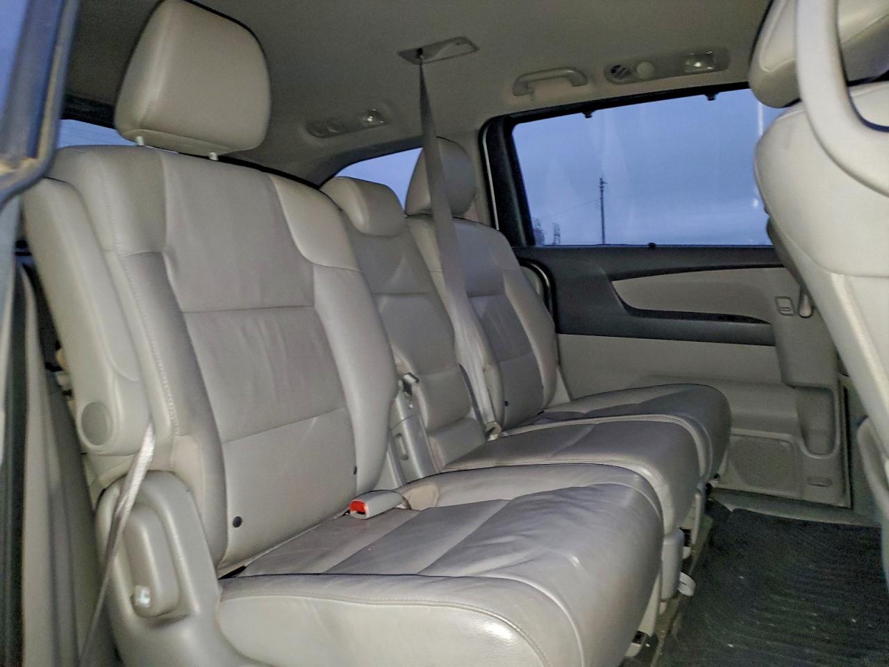 Honda Odyssey Exl Image 11