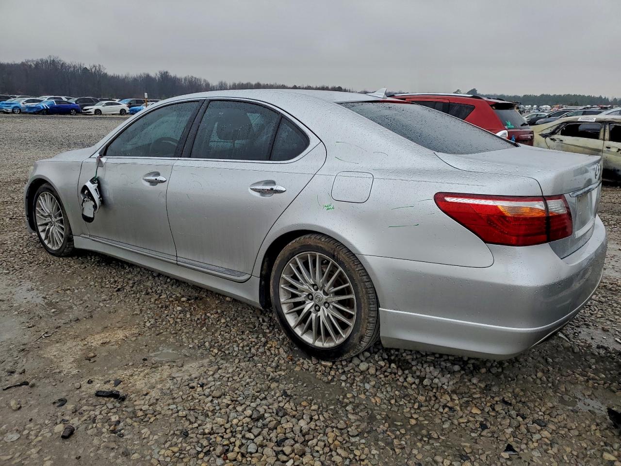 Lexus LS 460 Image 12