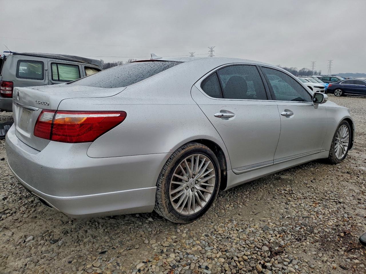 Lexus LS 460 Image 2