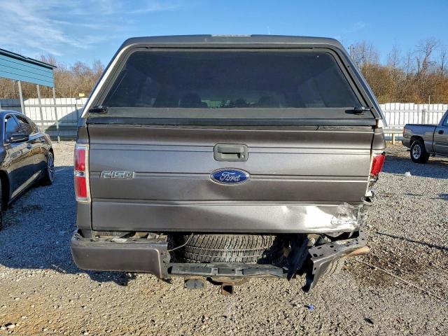 Ford F-150 Super Cab Image 2