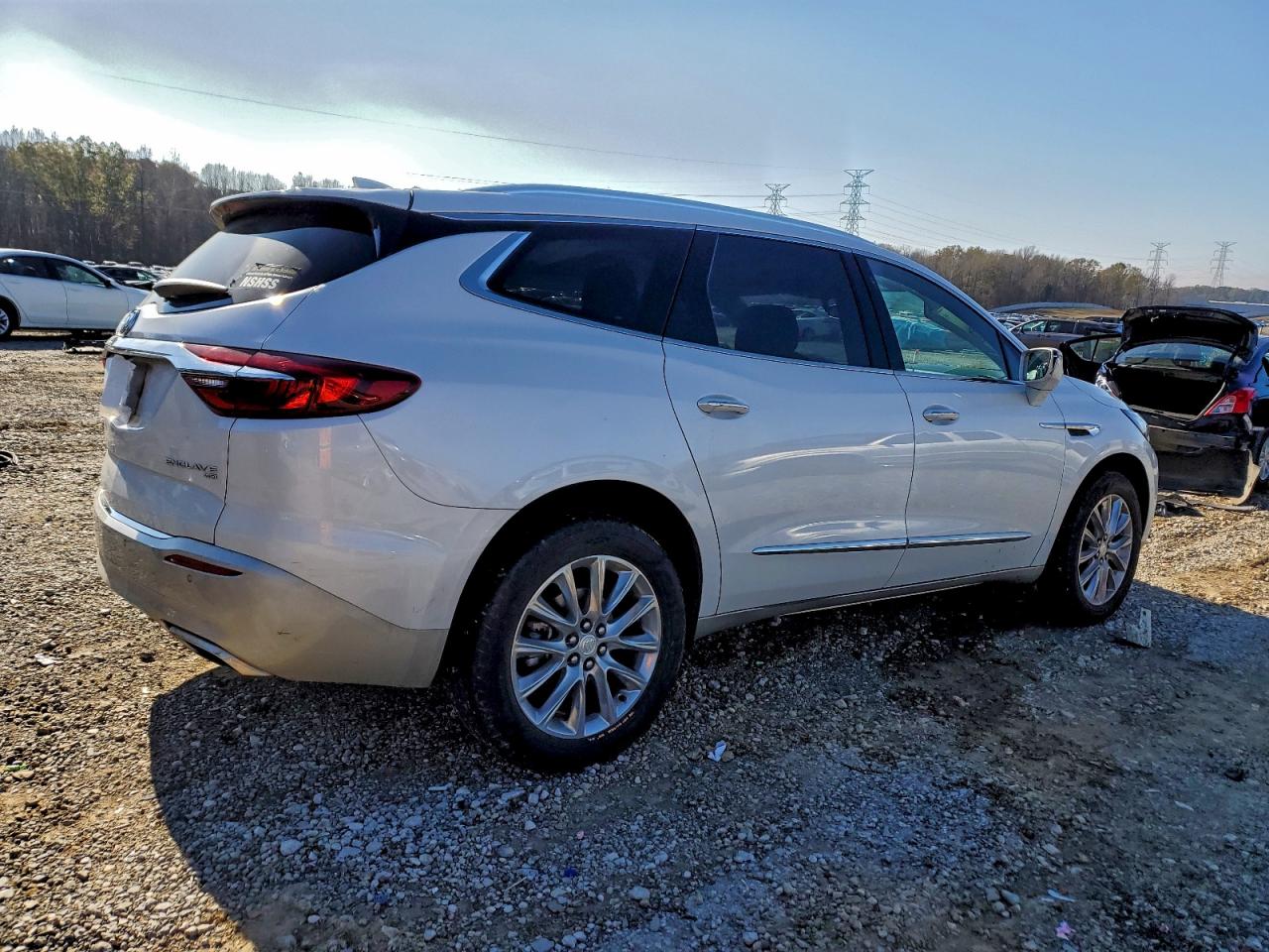 Buick Enclave Premium Image 2