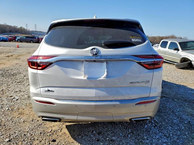 Buick Enclave Premium Image 8