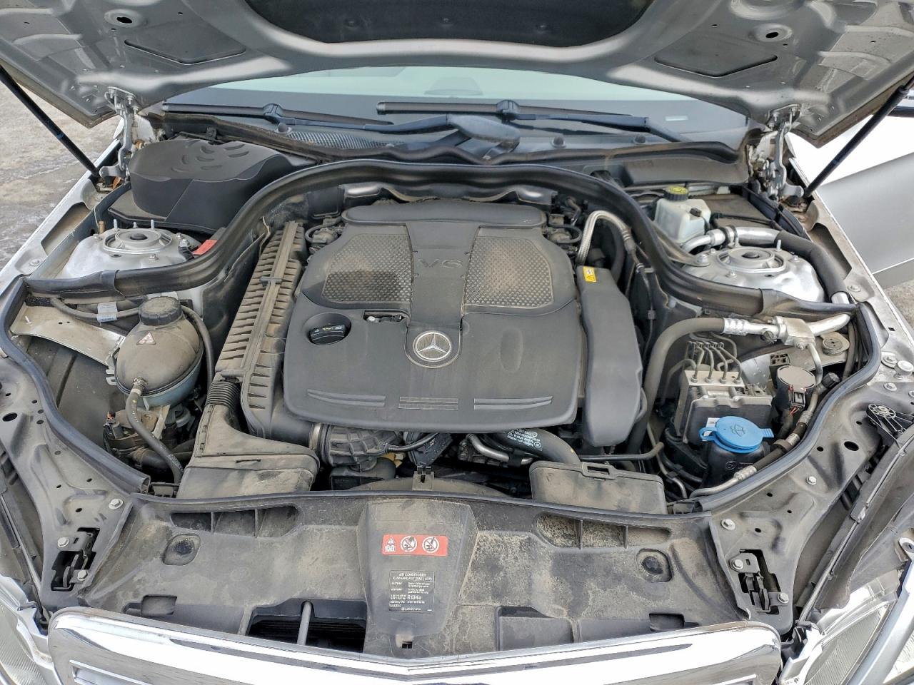 Mercedes-Benz E-Class 350 Image 6