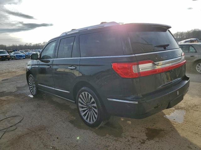Lincoln Navigator Reserve Image 2