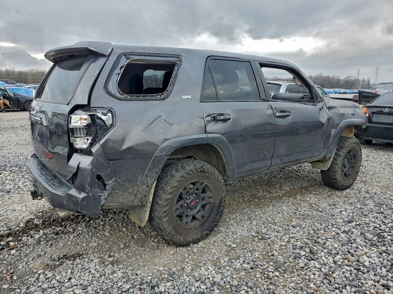 Toyota 4Runner Sr5/sr5 Premium Image 2