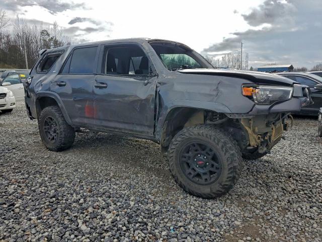 Toyota 4Runner Sr5/sr5 Premium Image 4