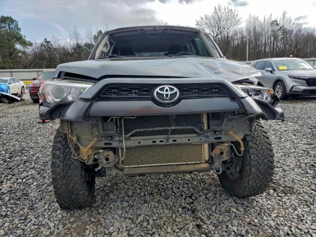 Toyota 4Runner Sr5/sr5 Premium Image 7