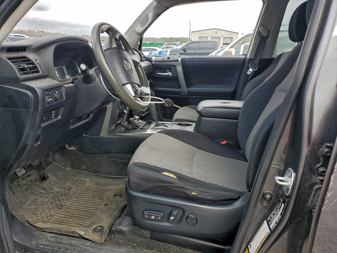 Toyota 4Runner Sr5/sr5 Premium Image 6