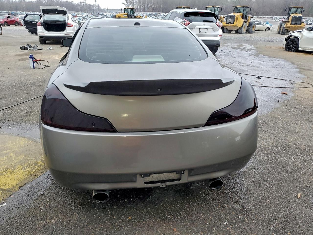 INFINITI G37 Image 4