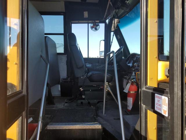 Freightliner Chassis B2 B2b Image 8