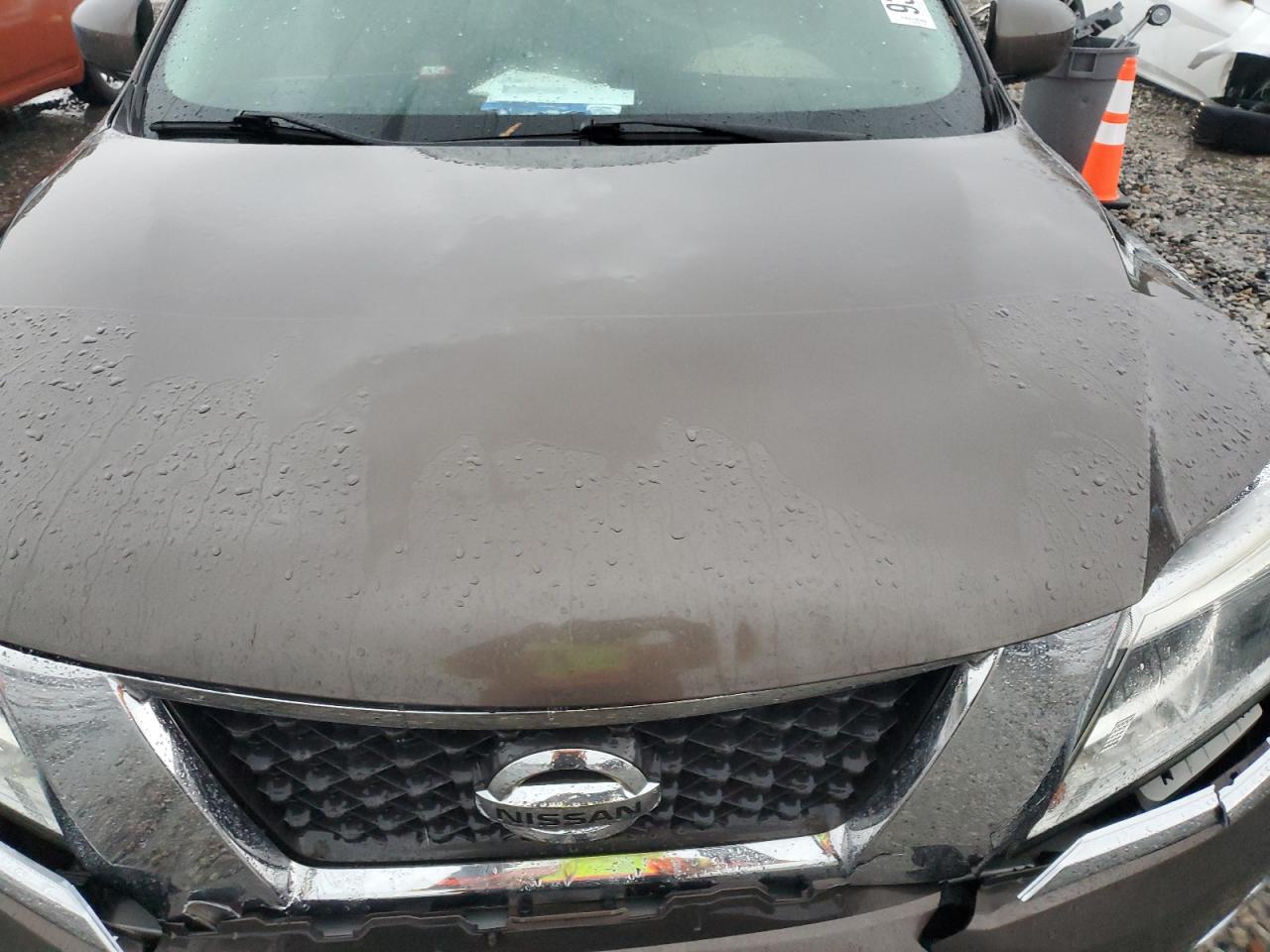 Nissan Pathfinder S Image 6