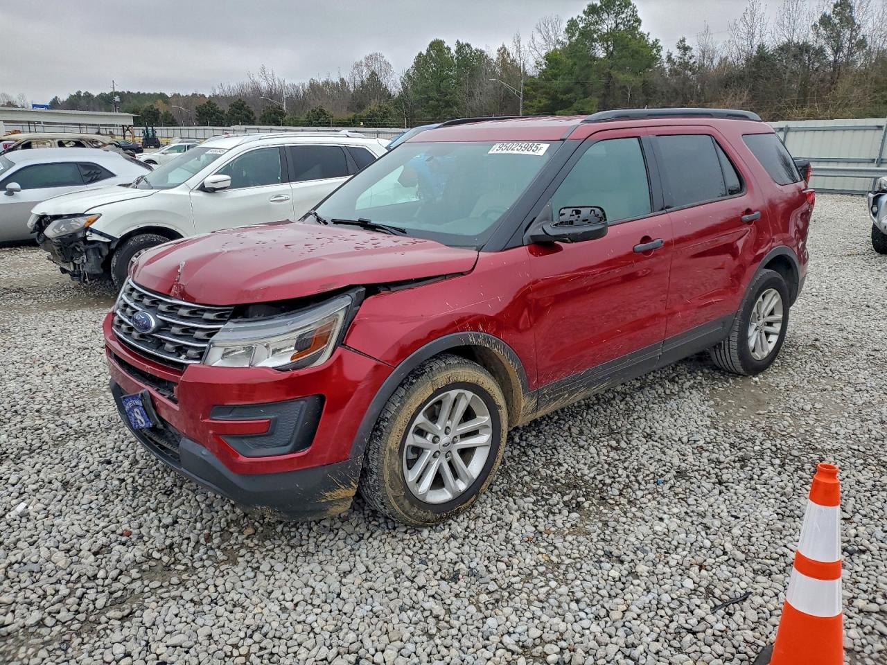Ford Explorer Image 1