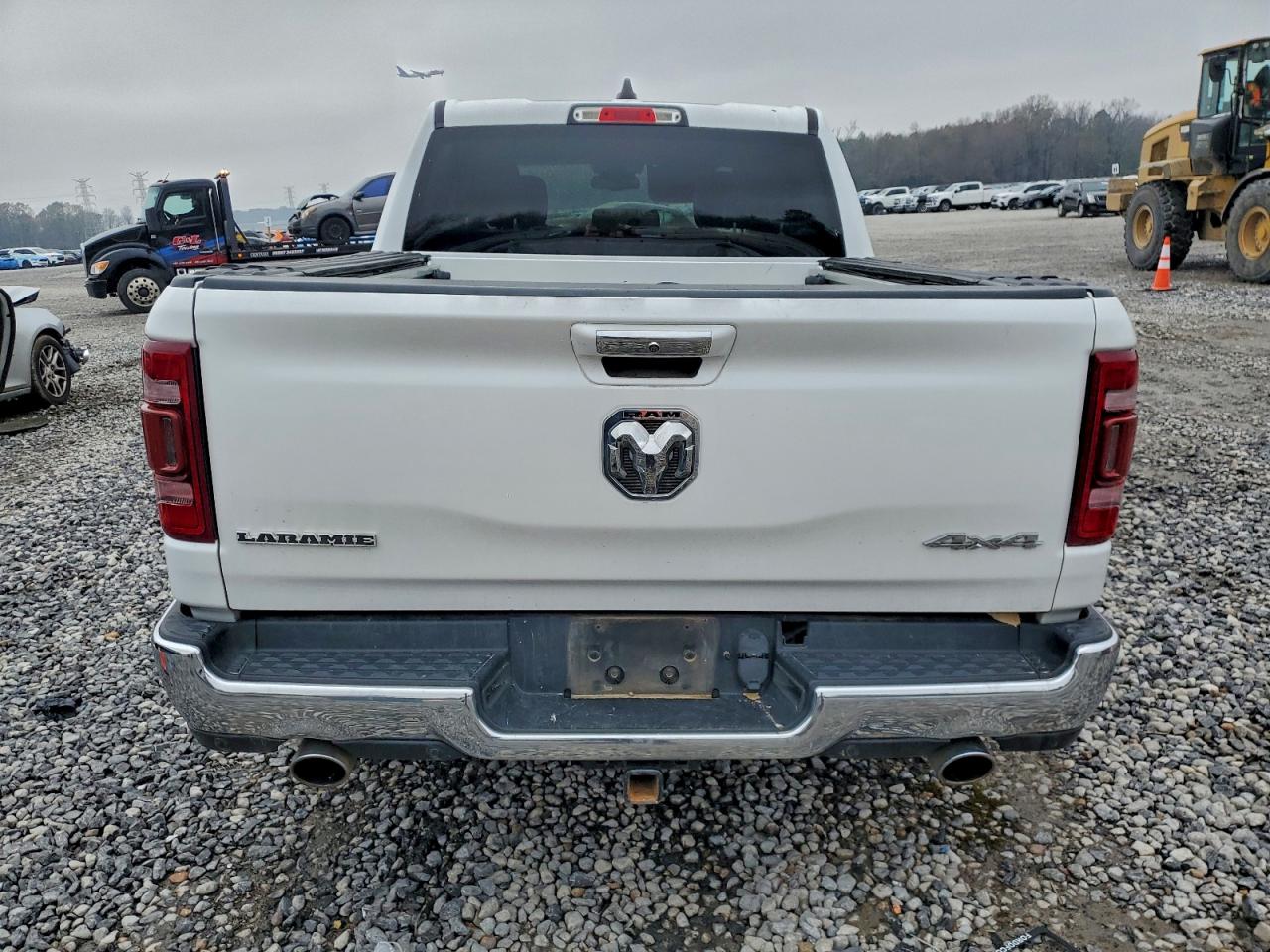 Ram 1500 Laramie Image 2