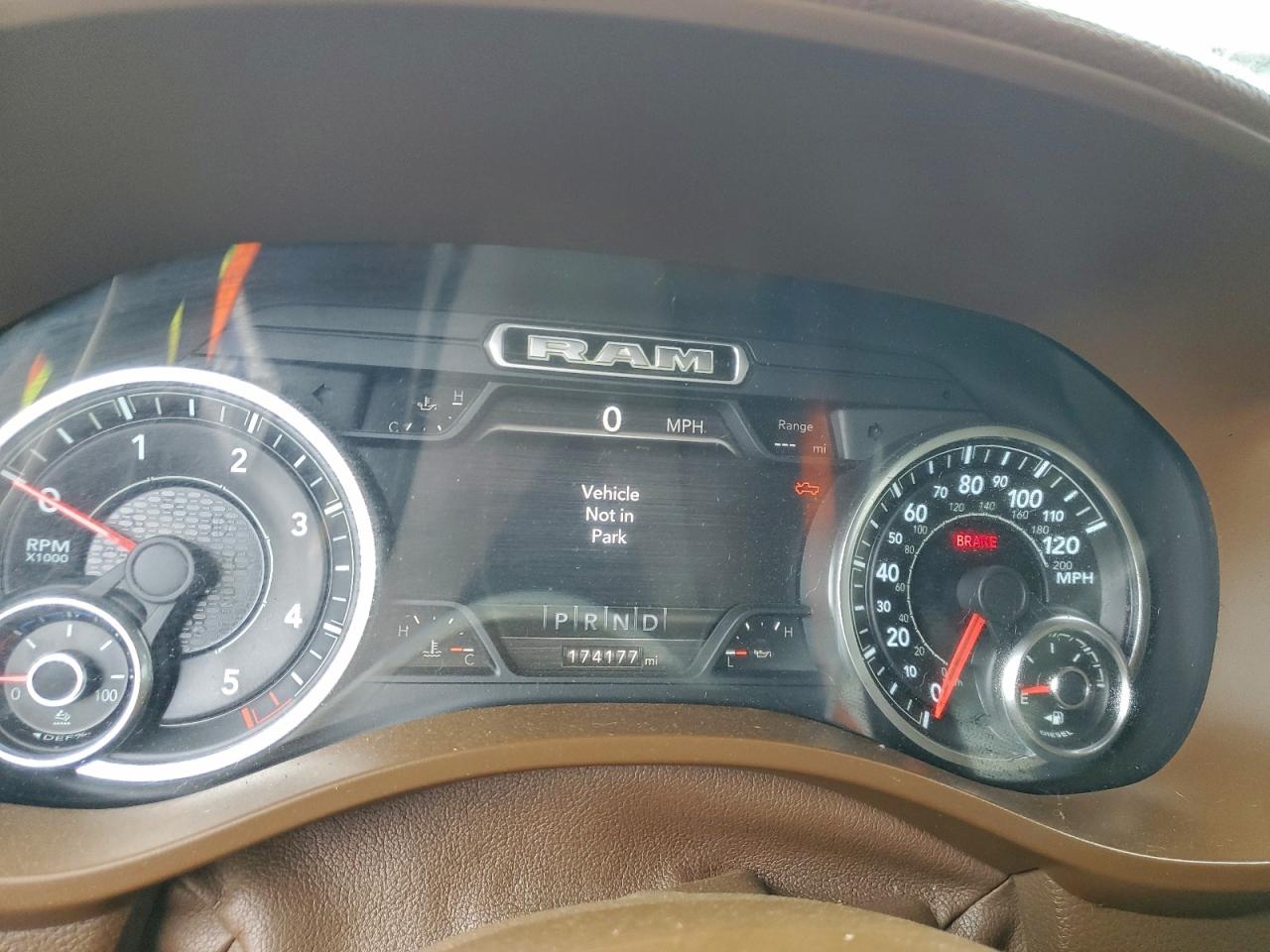 Ram 1500 Laramie Image 3